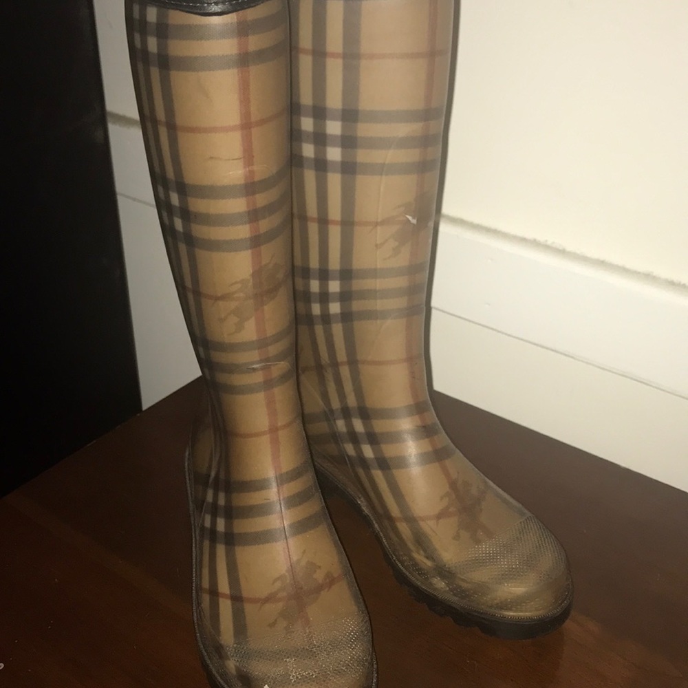 Burberry rain boots